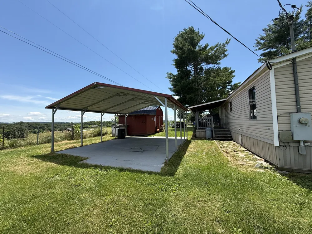 76 Kelsey Lane Pikeville, TN 37367