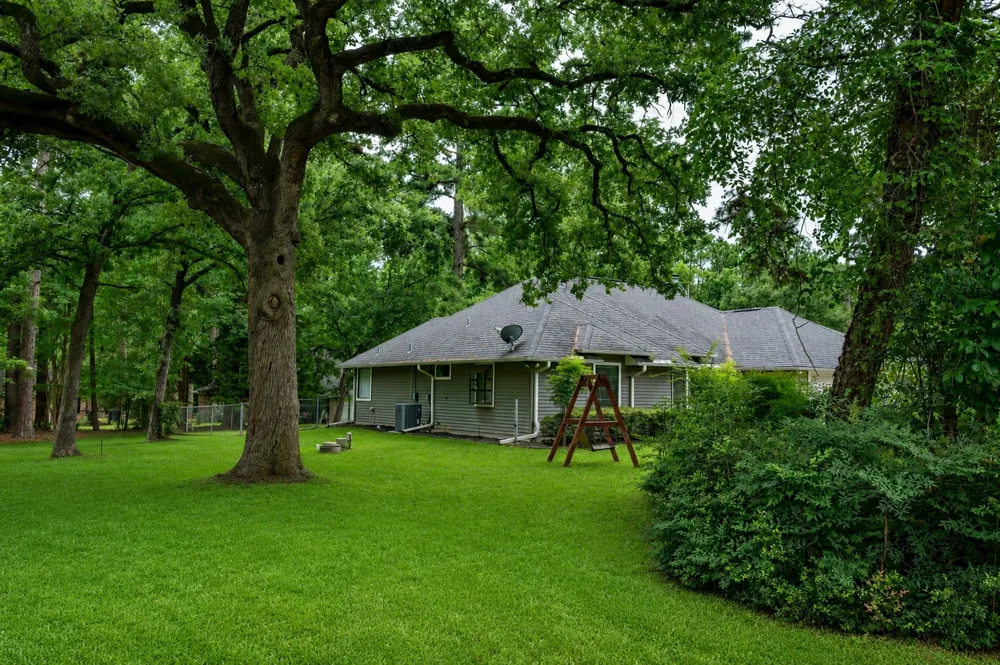 108 Old Barn Circle Holly Lake Ranch, TX 75765
