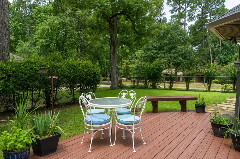 108 Old Barn Circle Holly Lake Ranch, TX 75765