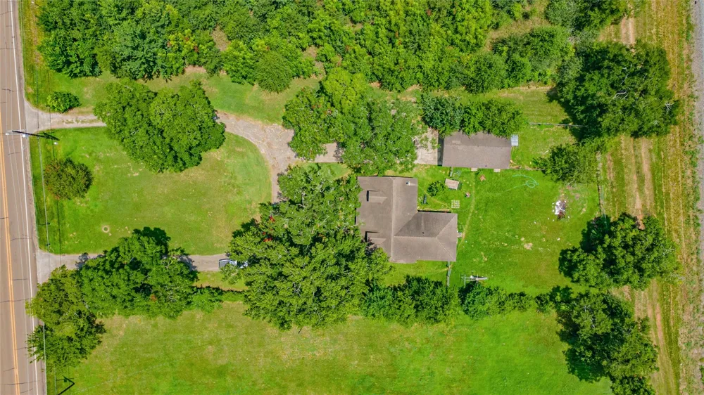 9283 State Highway 75 S New Waverly, TX 77358