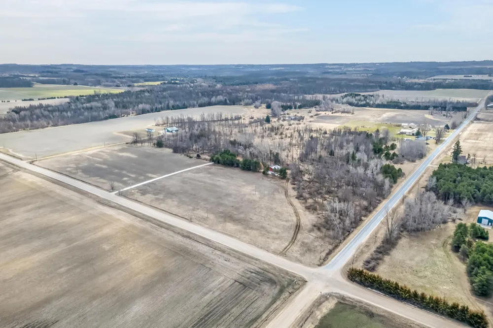 875 E Jackson Road Crystal Township, MI 49420