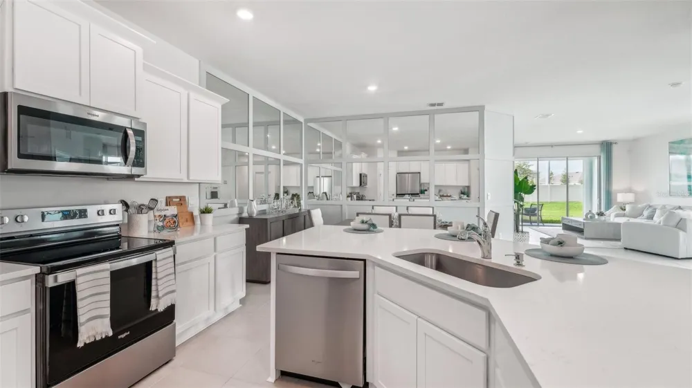 33018 RUSTIC RISE ROAD San Antonio, FL 33576