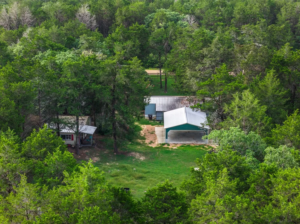 1218 County Road 436 Dime Box, TX 77853