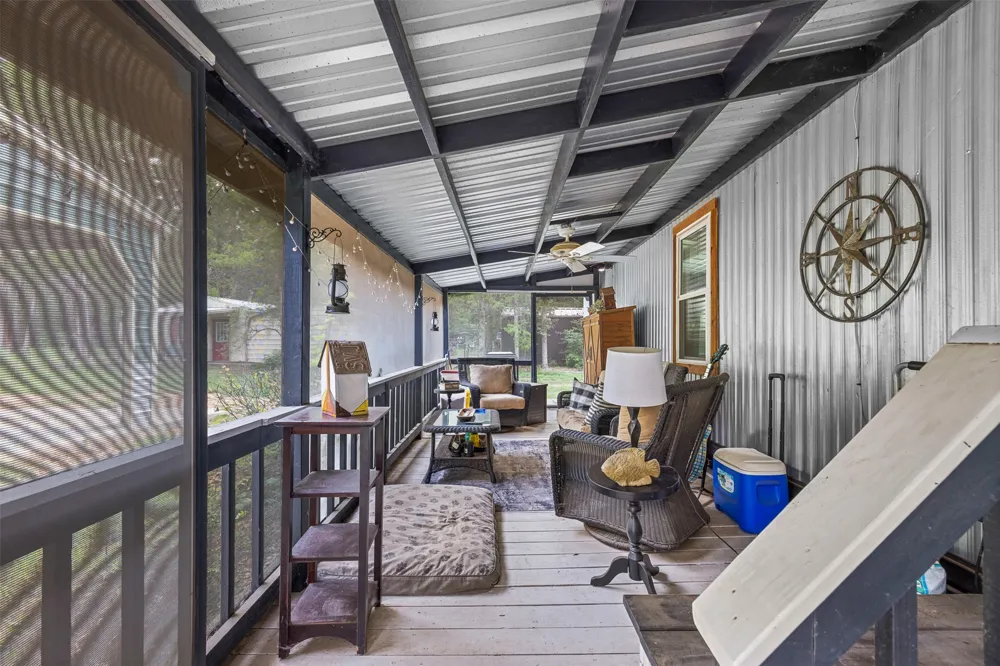 1218 County Road 436 Dime Box, TX 77853