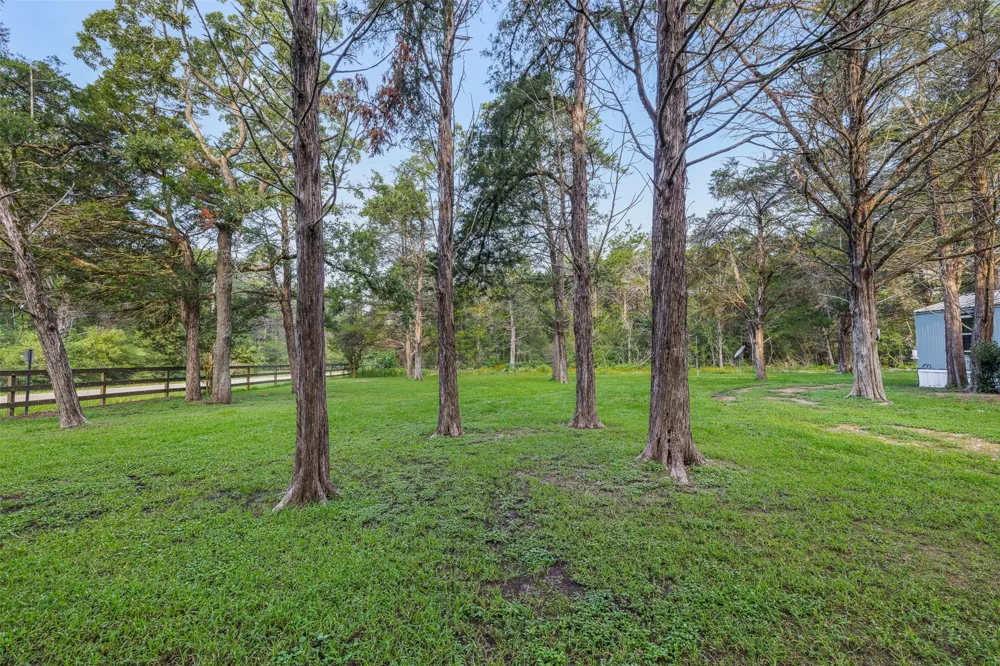 1218 County Road 436 Dime Box, TX 77853