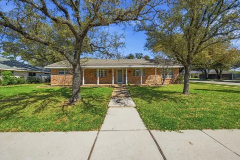 3311 Peachtree Lane