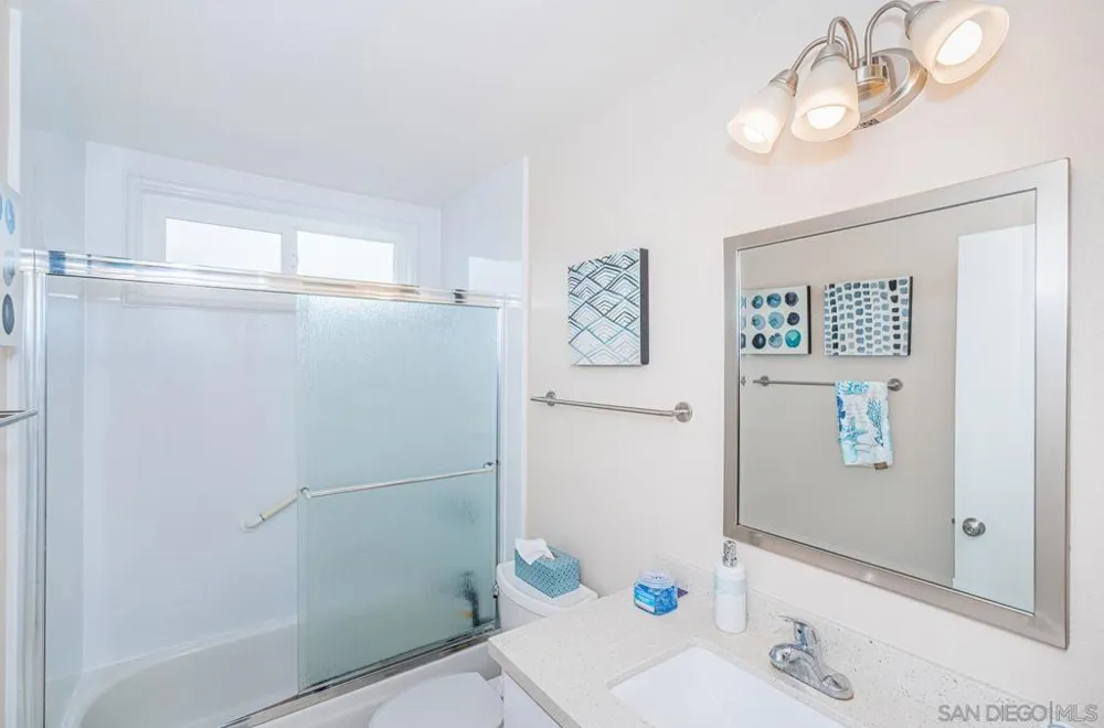 901 Caminito Madrigal #E Carlsbad, CA 92011