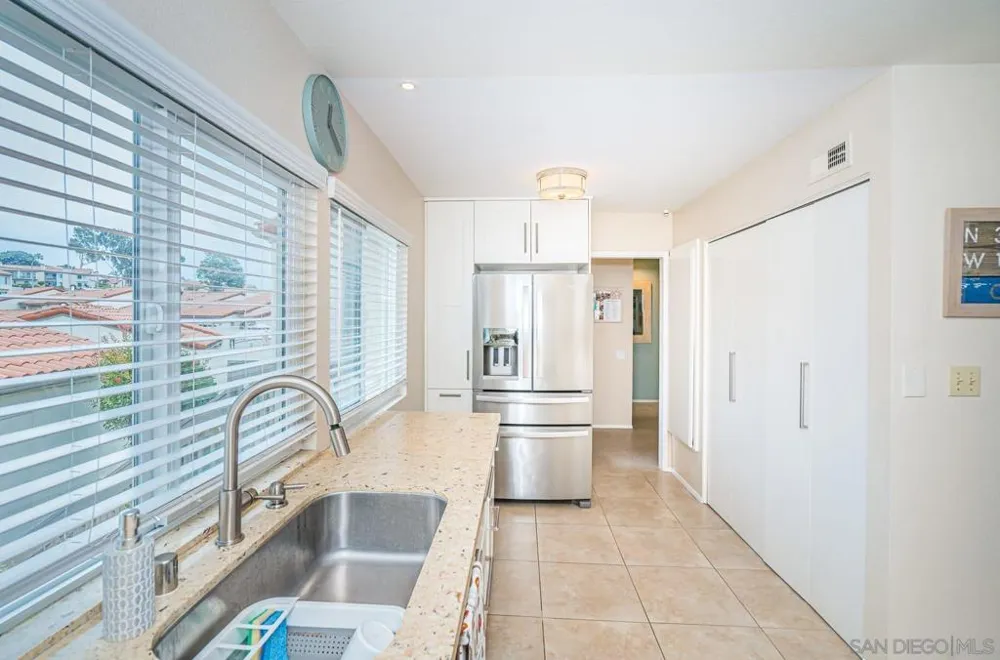 901 Caminito Madrigal #E Carlsbad, CA 92011