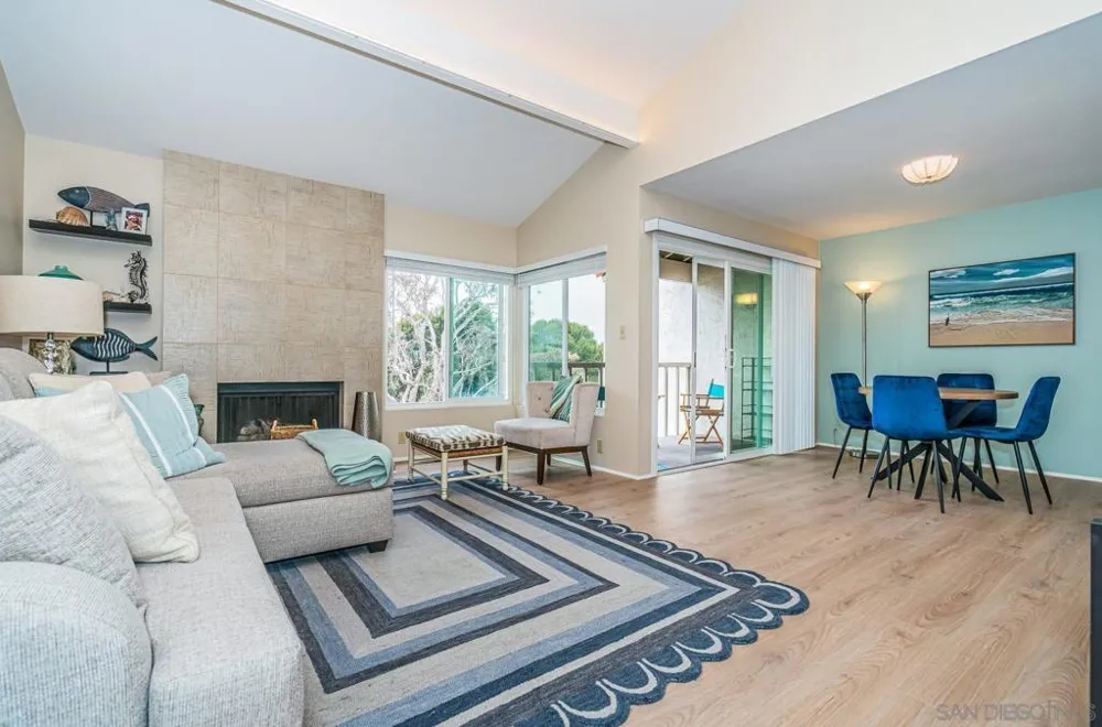 901 Caminito Madrigal #E Carlsbad, CA 92011