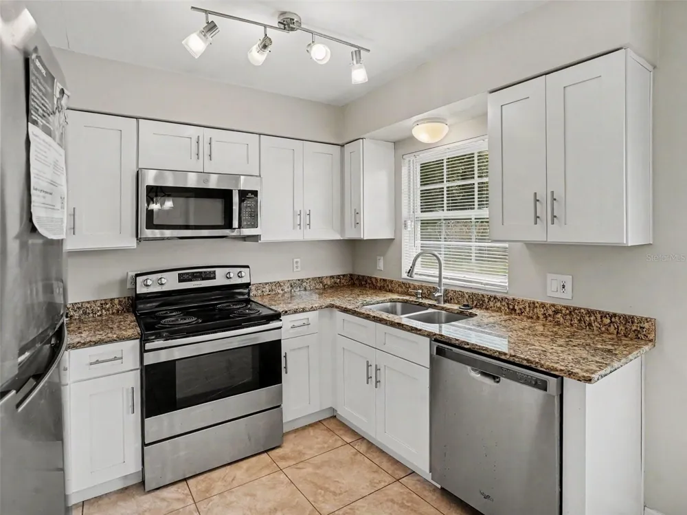3255 KELVINGTON DRIVE Orlando, FL 32810