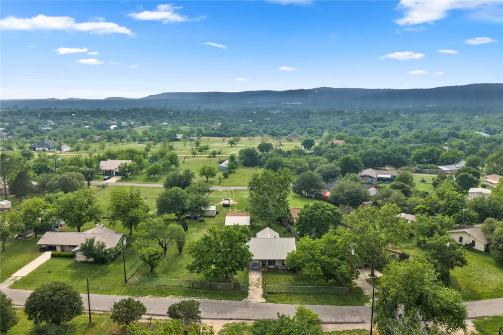 210 River Oaks Drive Burnet, TX 78611