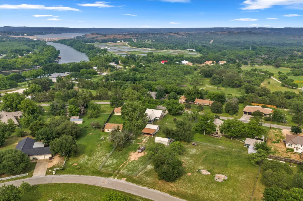210 River Oaks Drive Burnet, TX 78611