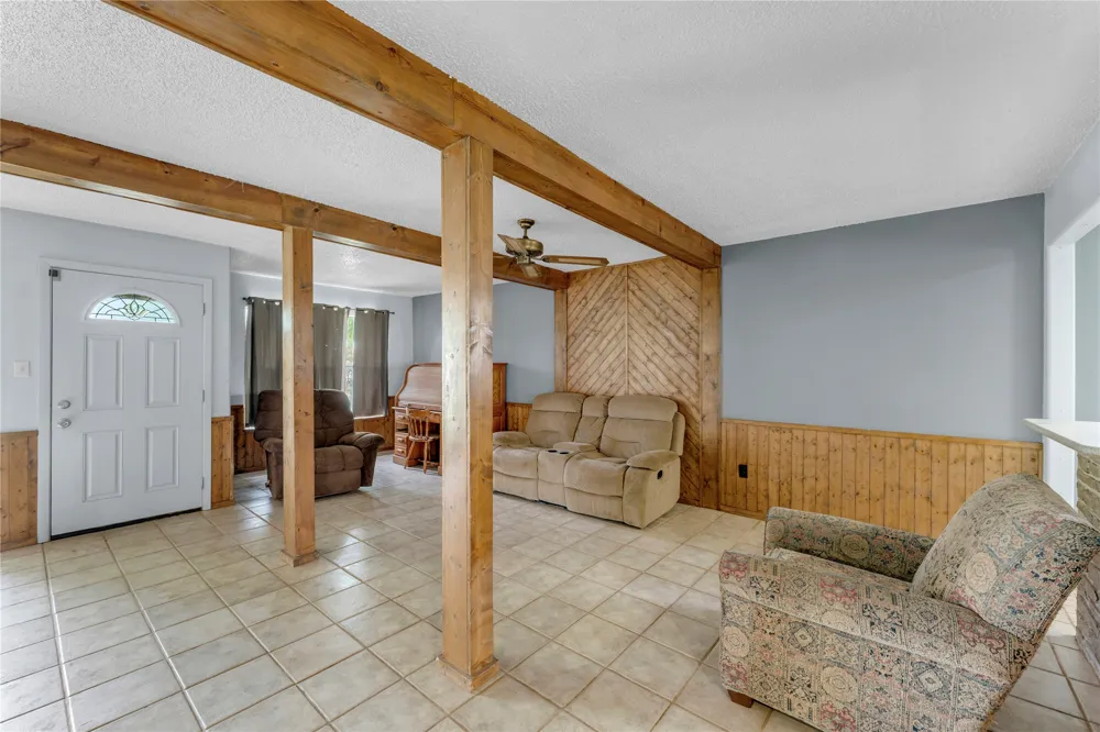 210 River Oaks Drive Burnet, TX 78611