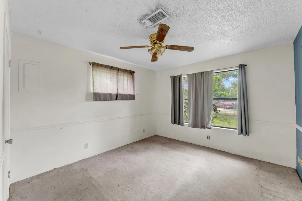 210 River Oaks Drive Burnet, TX 78611