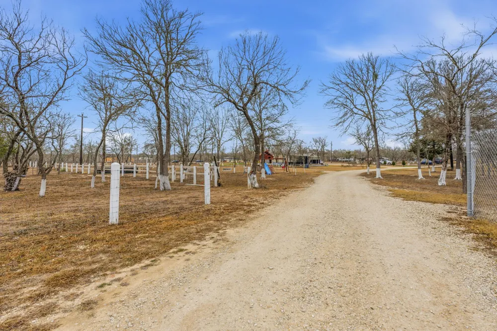 1278 Fm 812 Road Cedar Creek, TX 78612