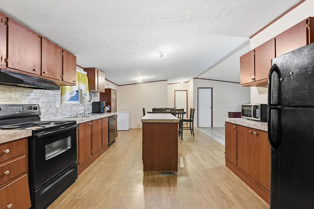 1278 Fm 812 Road Cedar Creek, TX 78612