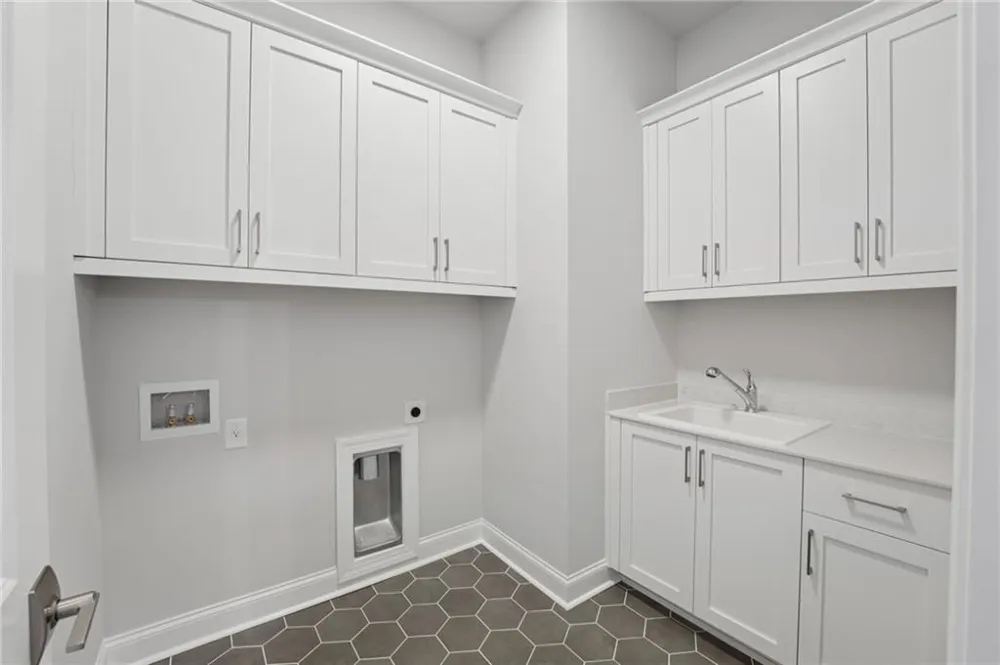 572 Sawnee Village Boulevard Cumming, GA 30040