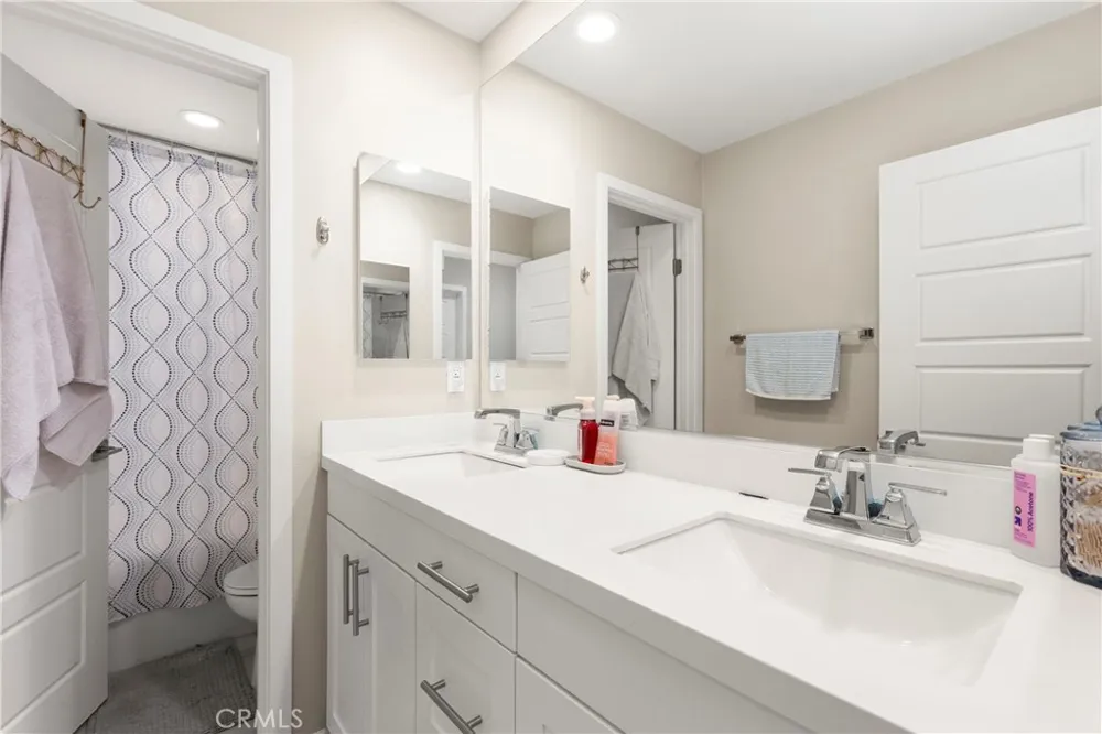 291 Carmine Irvine, CA 92618