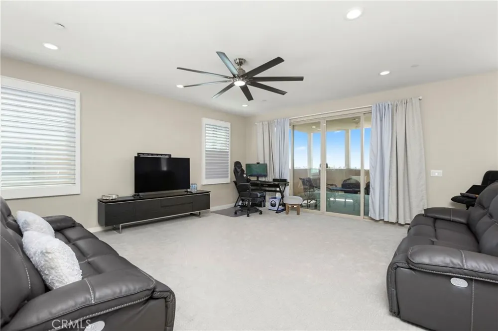 291 Carmine Irvine, CA 92618