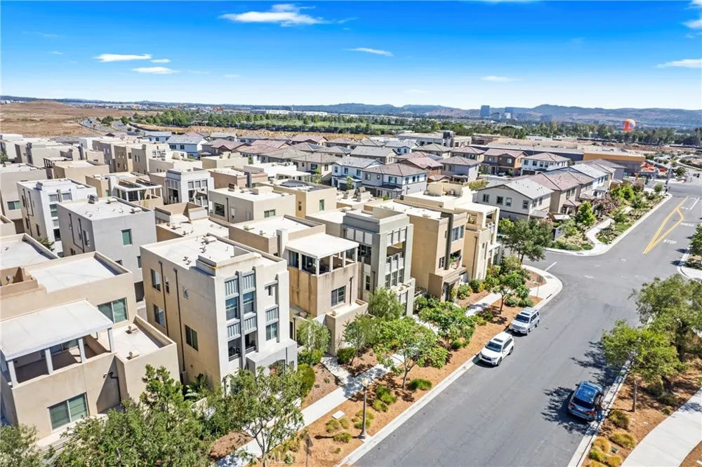 291 Carmine Irvine, CA 92618