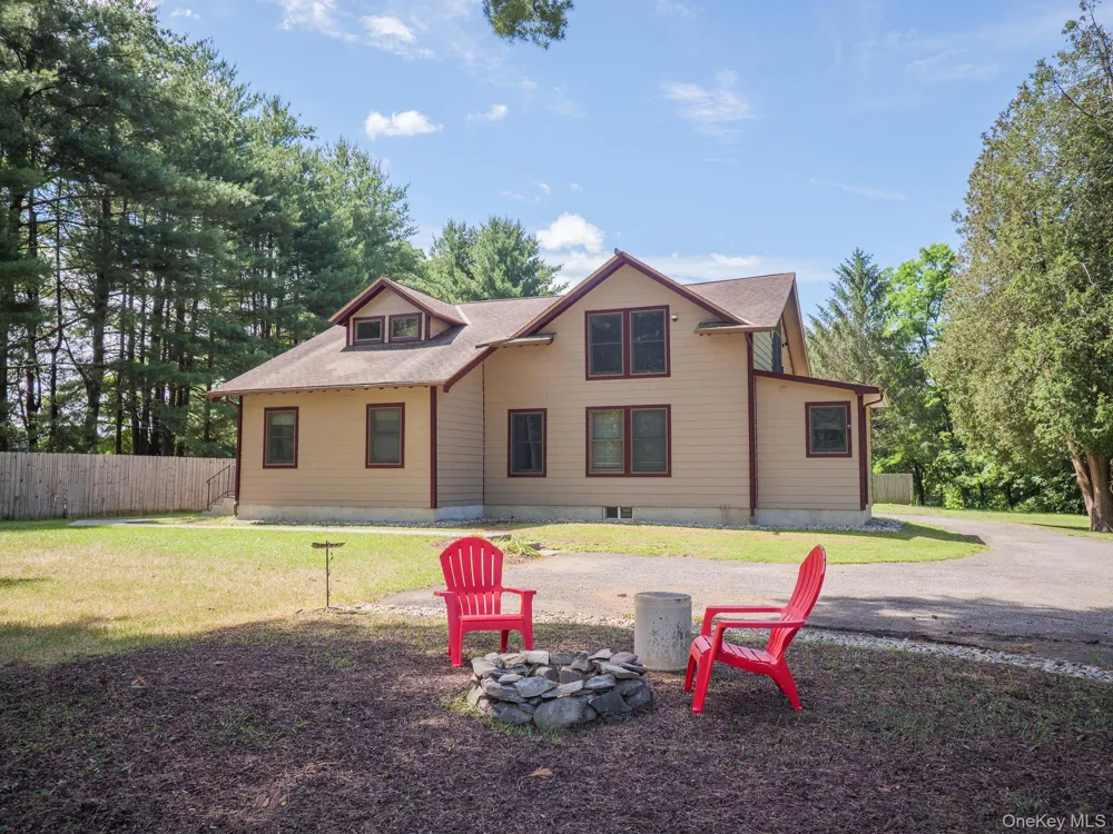 11 Kessler Drive Hyde Park, NY 12538