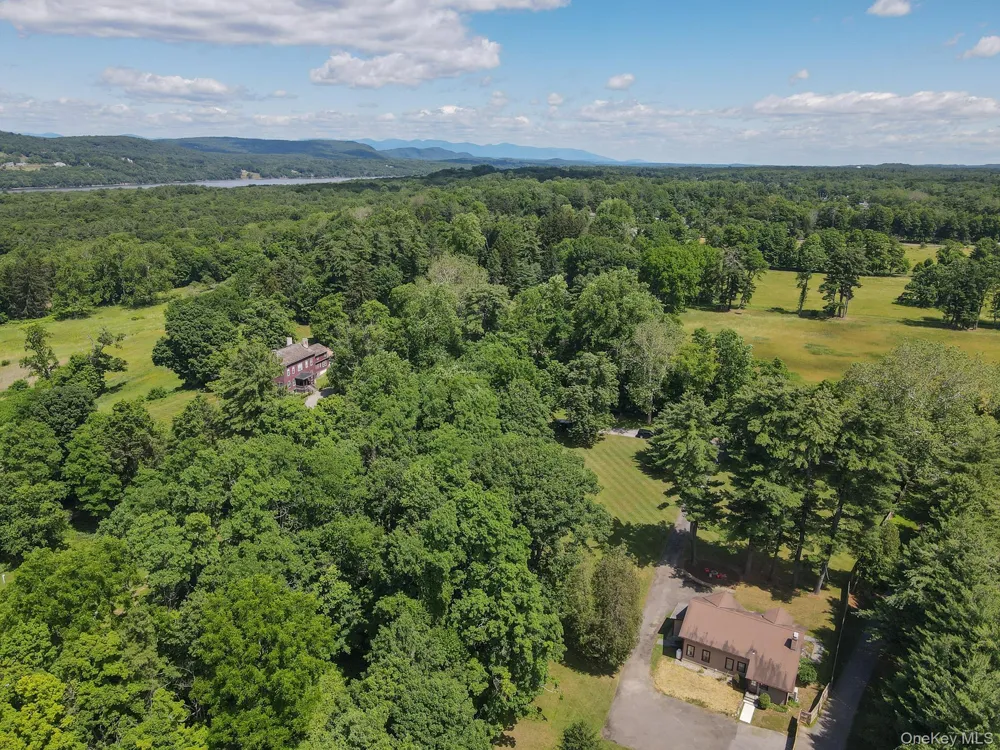 11 Kessler Drive Hyde Park, NY 12538