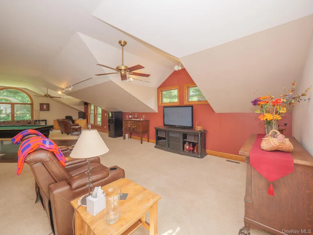 11 Kessler Drive Hyde Park, NY 12538