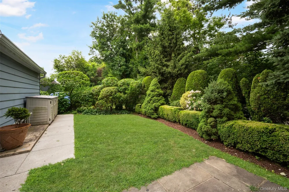 91 Parkway Road #G1 Bronxville, NY 10708