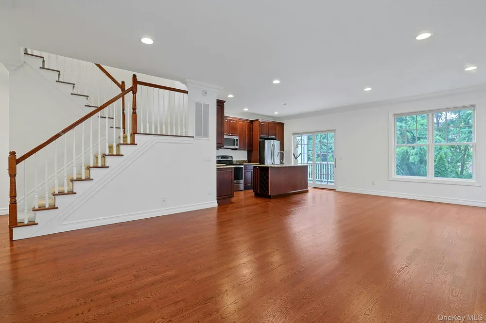 15 Hidden Ridge Court Scarsdale, NY 10583