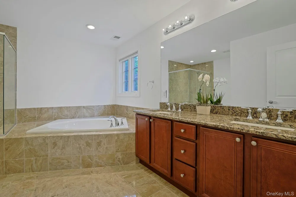 15 Hidden Ridge Court Scarsdale, NY 10583