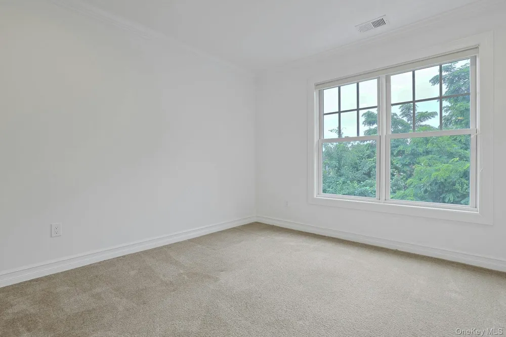 15 Hidden Ridge Court Scarsdale, NY 10583