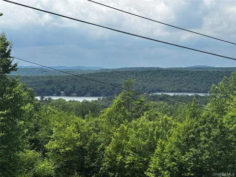 560 Oscawana Lake Road