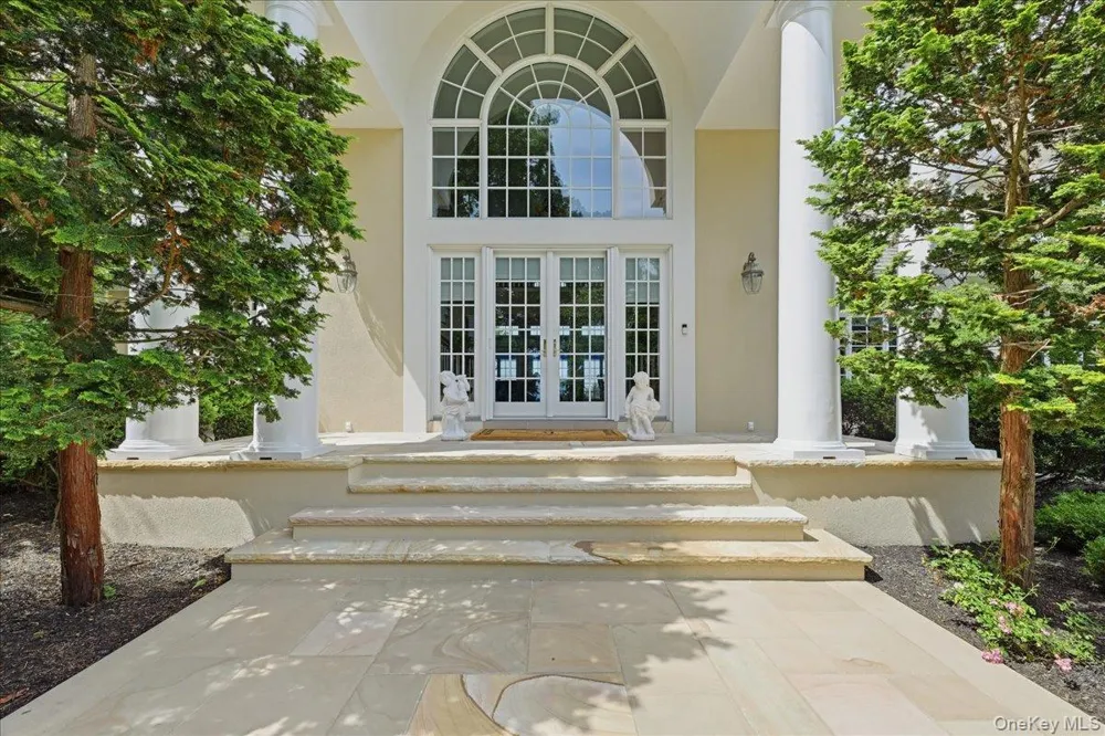 14 Woodcock Lane Old Field, NY 11733