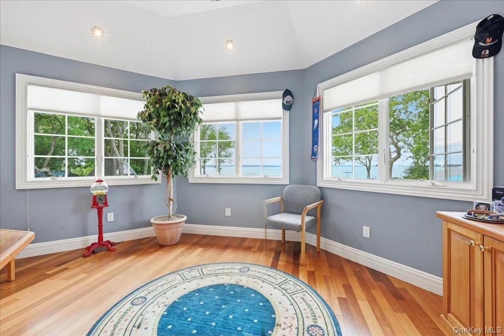14 Woodcock Lane Old Field, NY 11733