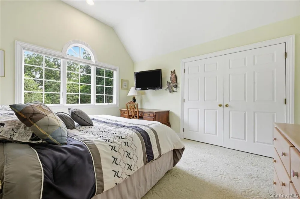 14 Woodcock Lane Old Field, NY 11733