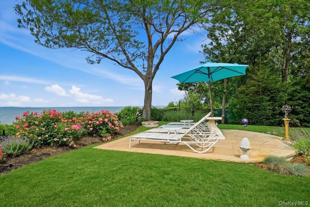 14 Woodcock Lane Old Field, NY 11733