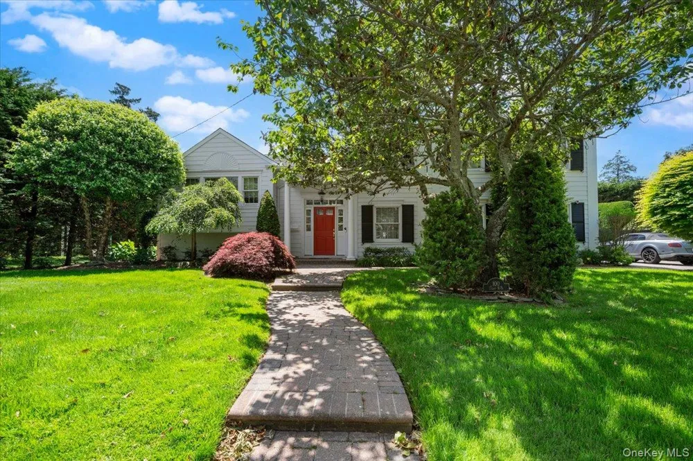 100 Cabot Road Massapequa, NY 11758