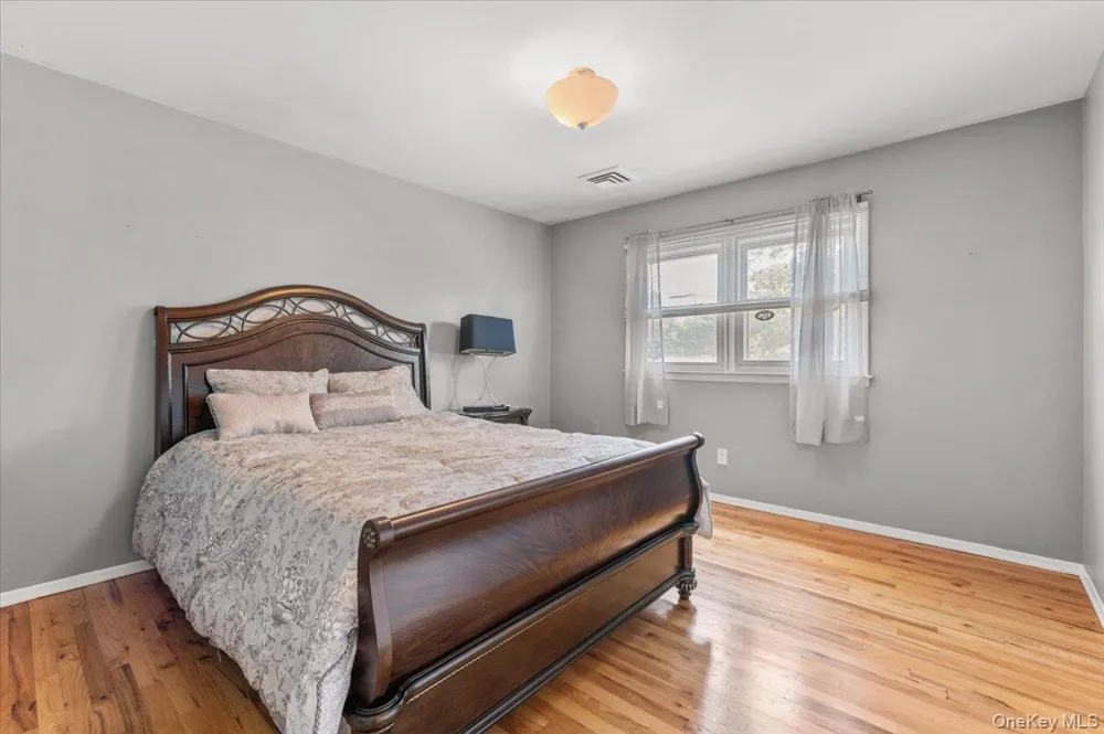 100 Cabot Road Massapequa, NY 11758