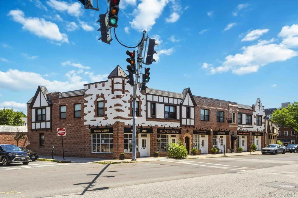 508 New Rochelle Road #2 Bronxville, NY 10708
