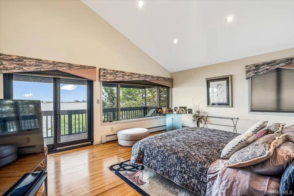 15443 Riverside Drive Whitestone, NY 11357