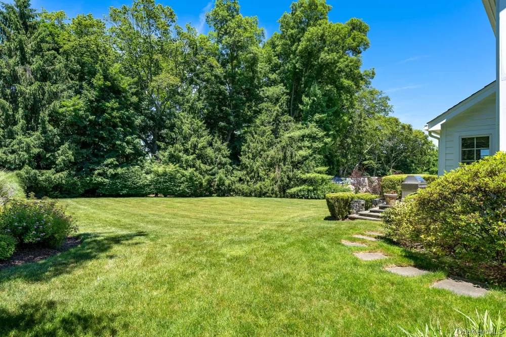 5 Willow Run Road Greenwich, CT 06831
