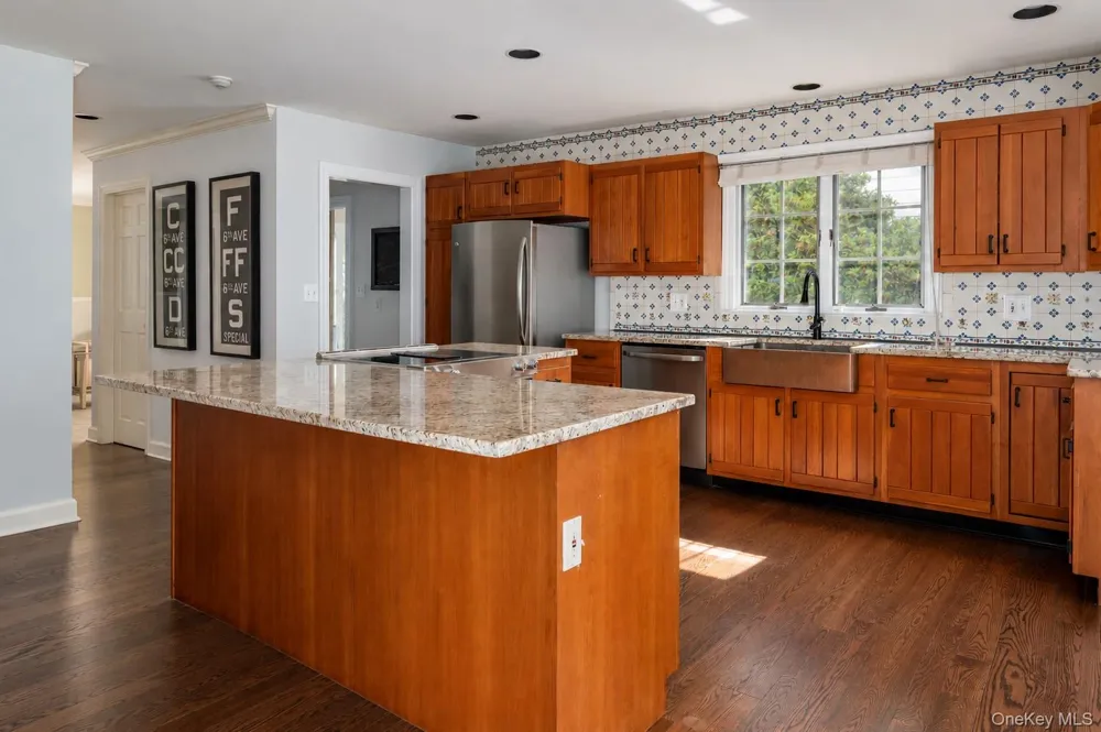 5 Willow Run Road Greenwich, CT 06831
