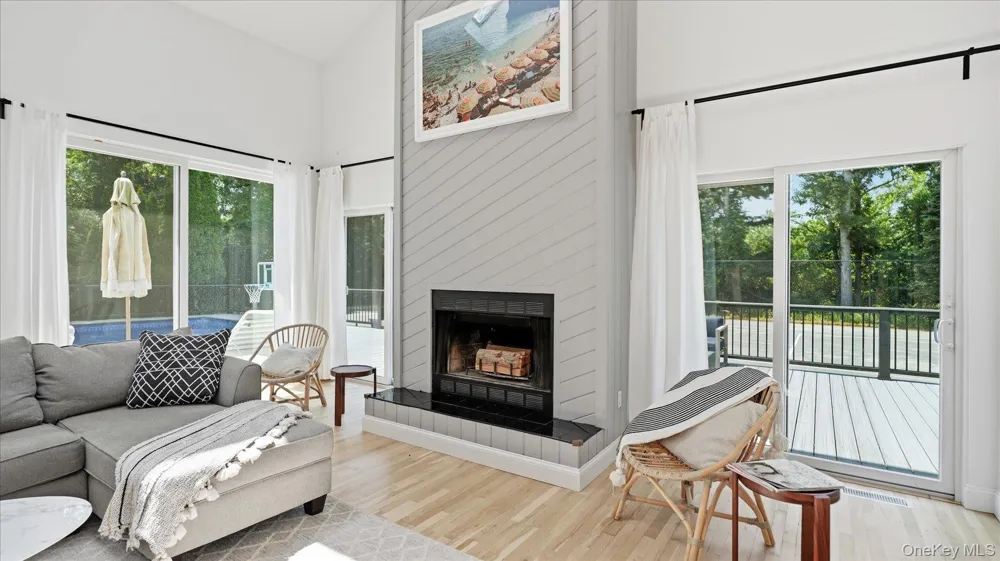 7 Midhampton Court Quogue, NY 11959