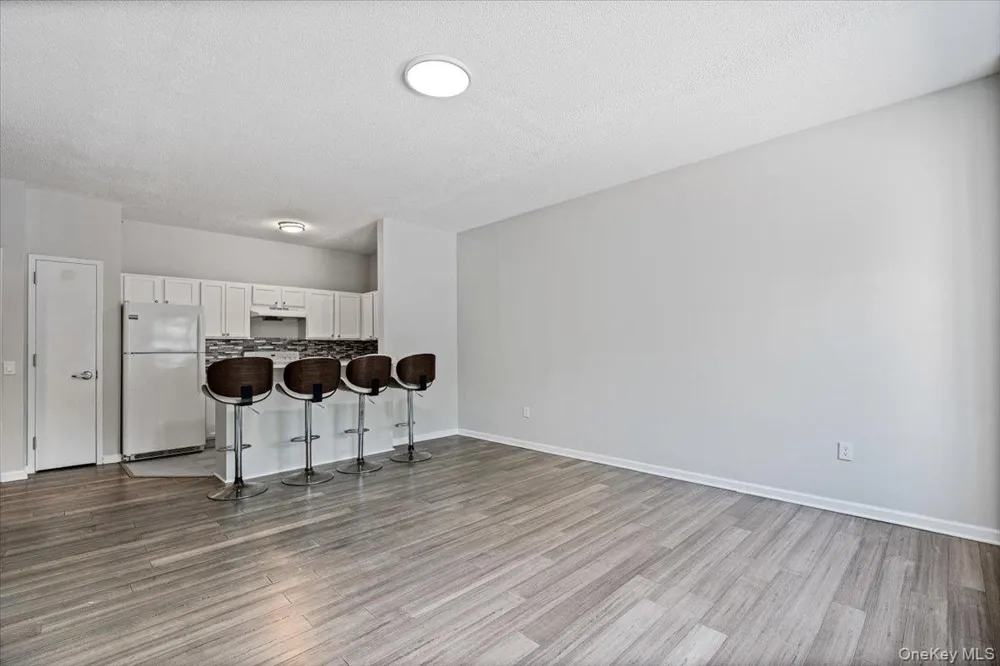 221 Beach 80th Street #1G Far Rockaway, NY 11693