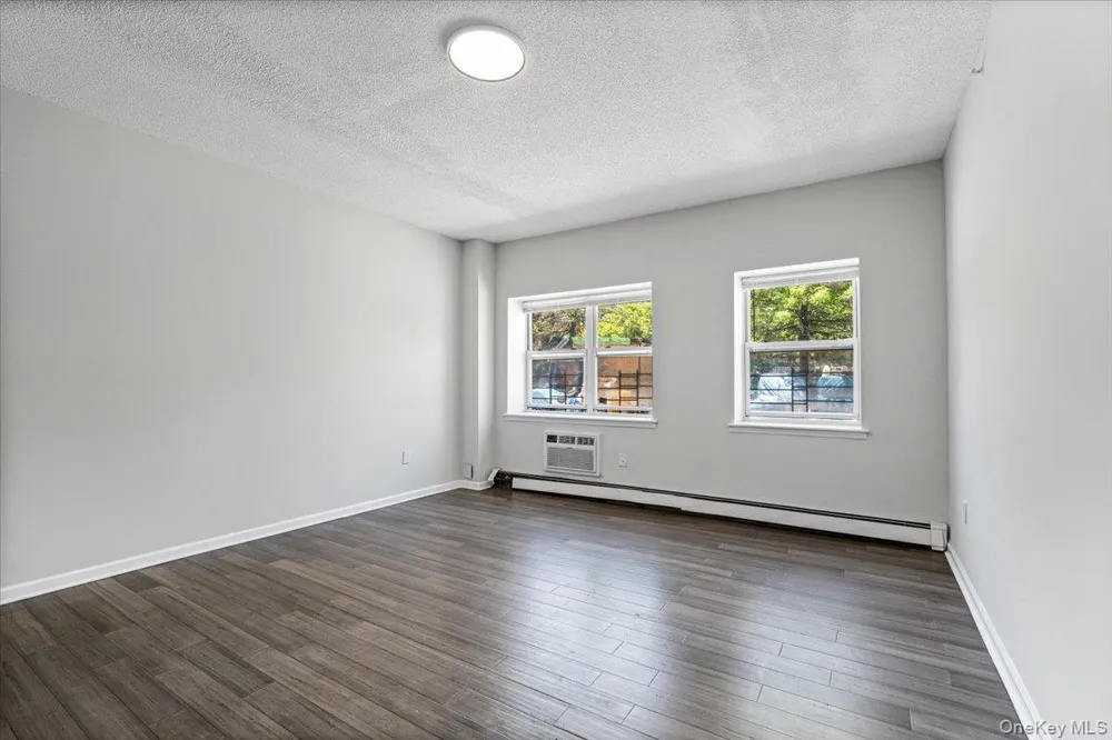 221 Beach 80th Street #1G Far Rockaway, NY 11693