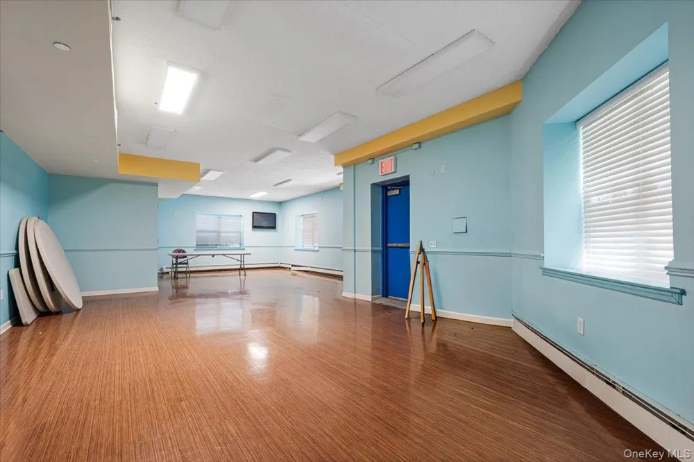 221 Beach 80th Street #1G Far Rockaway, NY 11693