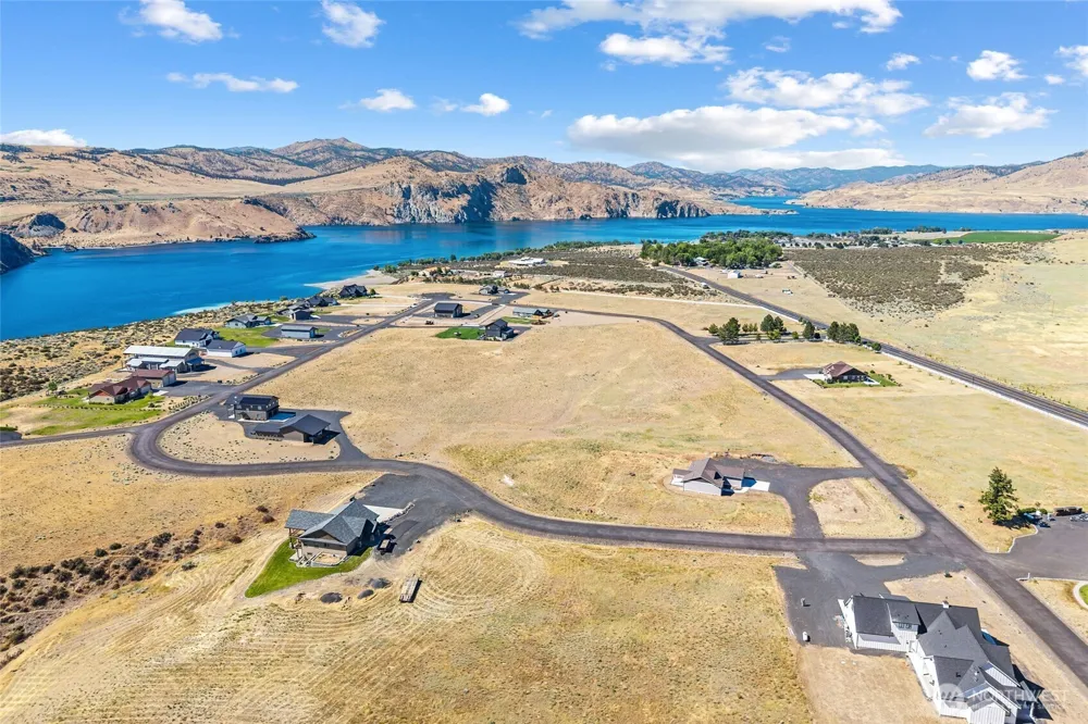 44290 Sanpoil Wilbur, WA 99185