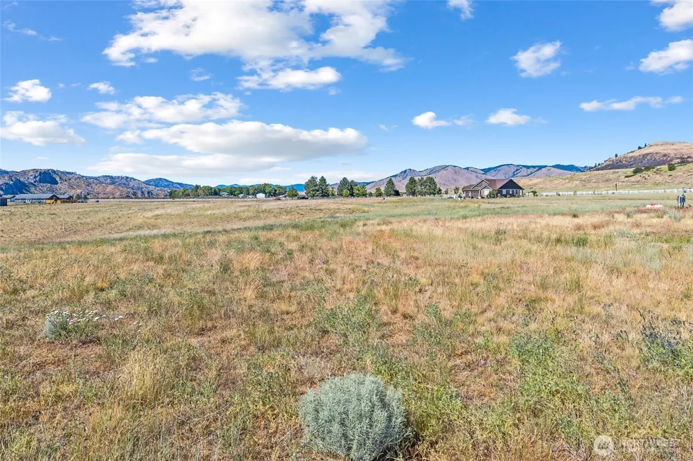 44290 Sanpoil Wilbur, WA 99185