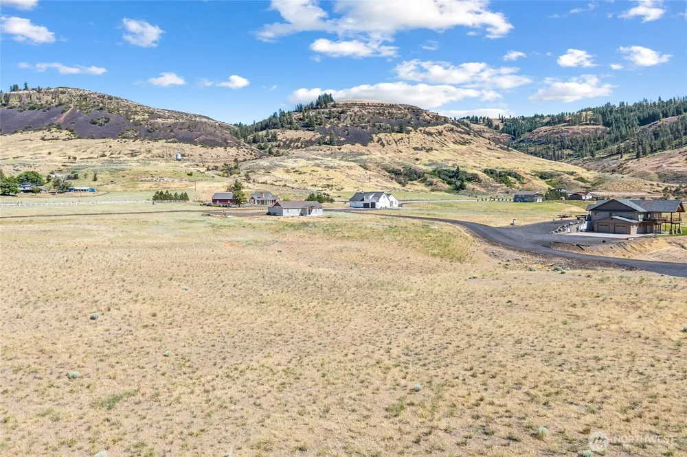 44290 Sanpoil Wilbur, WA 99185