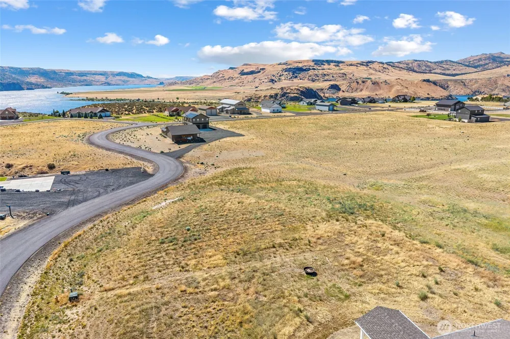 44290 Sanpoil Wilbur, WA 99185